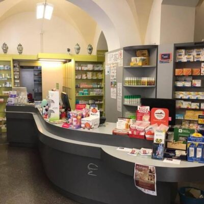 Farmacia Bresciani ad Asola: Professionalità e Servizi per la Tua Salute